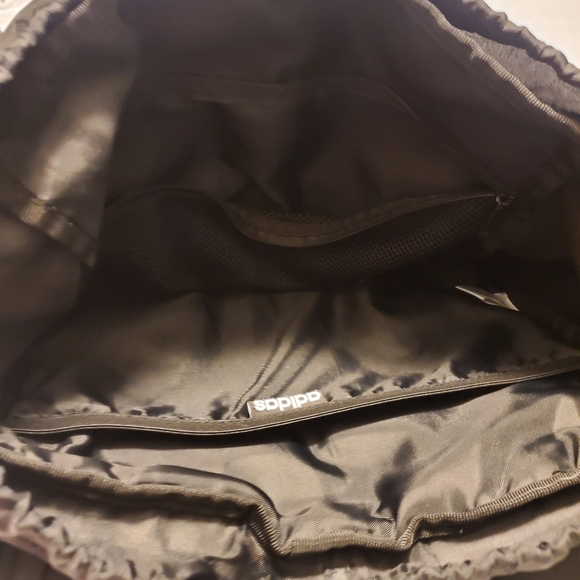 Backpack - Picture 4 of 4